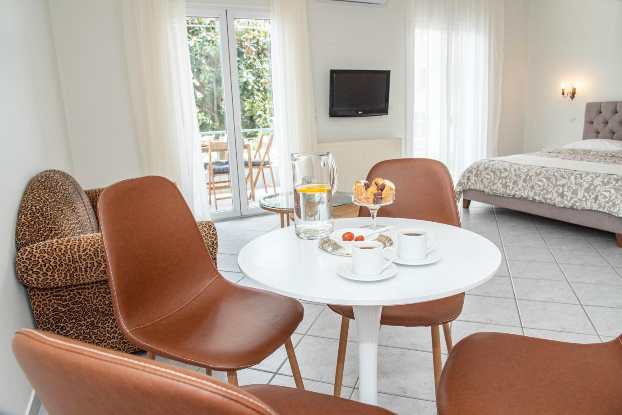 Theashomly Apartment Kastanéa Екстериор снимка